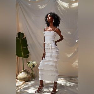 V. Chapman The Lily Dress in White; Size 6